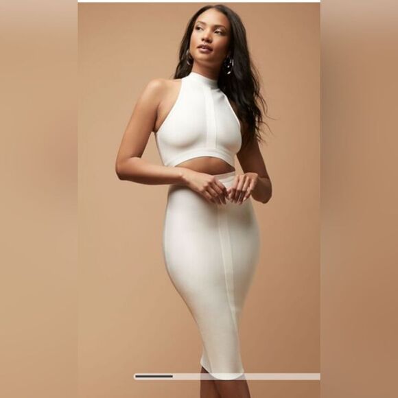 NWT Herve Leger Bandage Midi Dress Available in Black and white - Picture 6 of 6